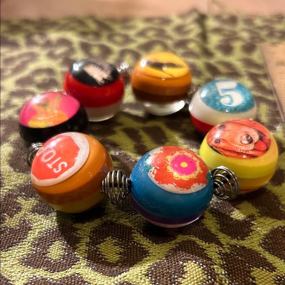 Rare Vintage Pylones France Compass Balls bracelet Retro, Pop lion flower dog - Picture 2 of 5